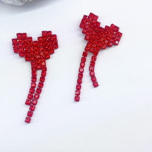 NEW Red Crystal Heart Earrings - Picture 12 of 12